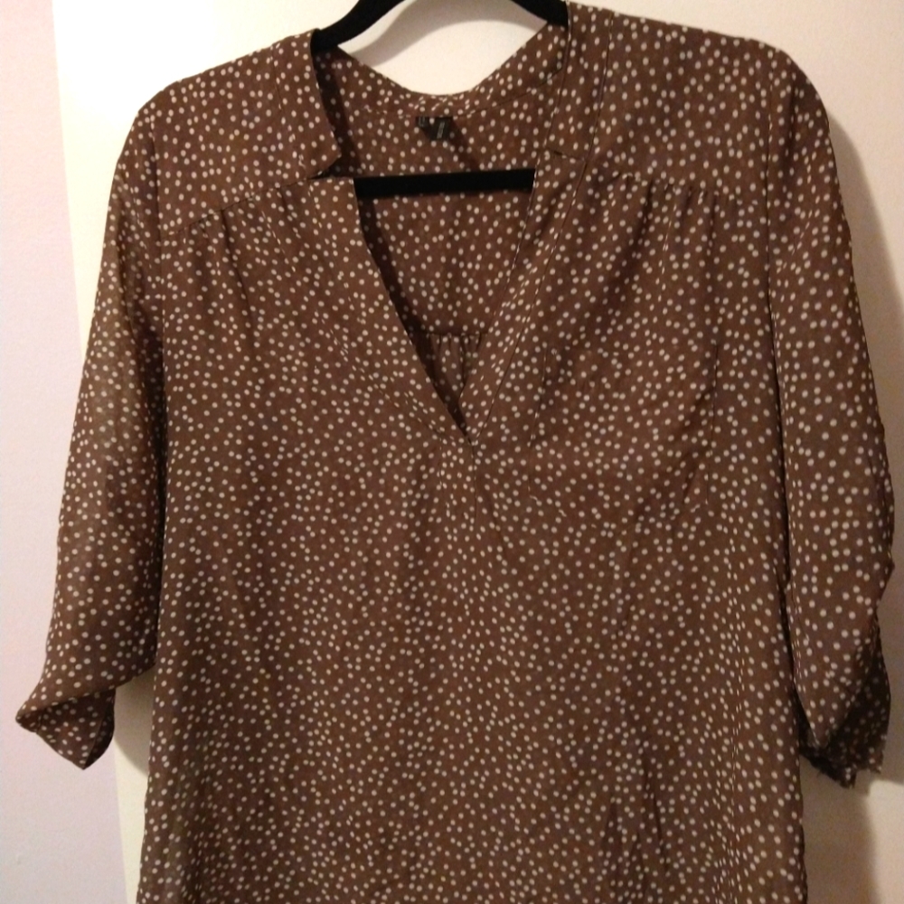 Maurice's polka dot blouse, Size Medium